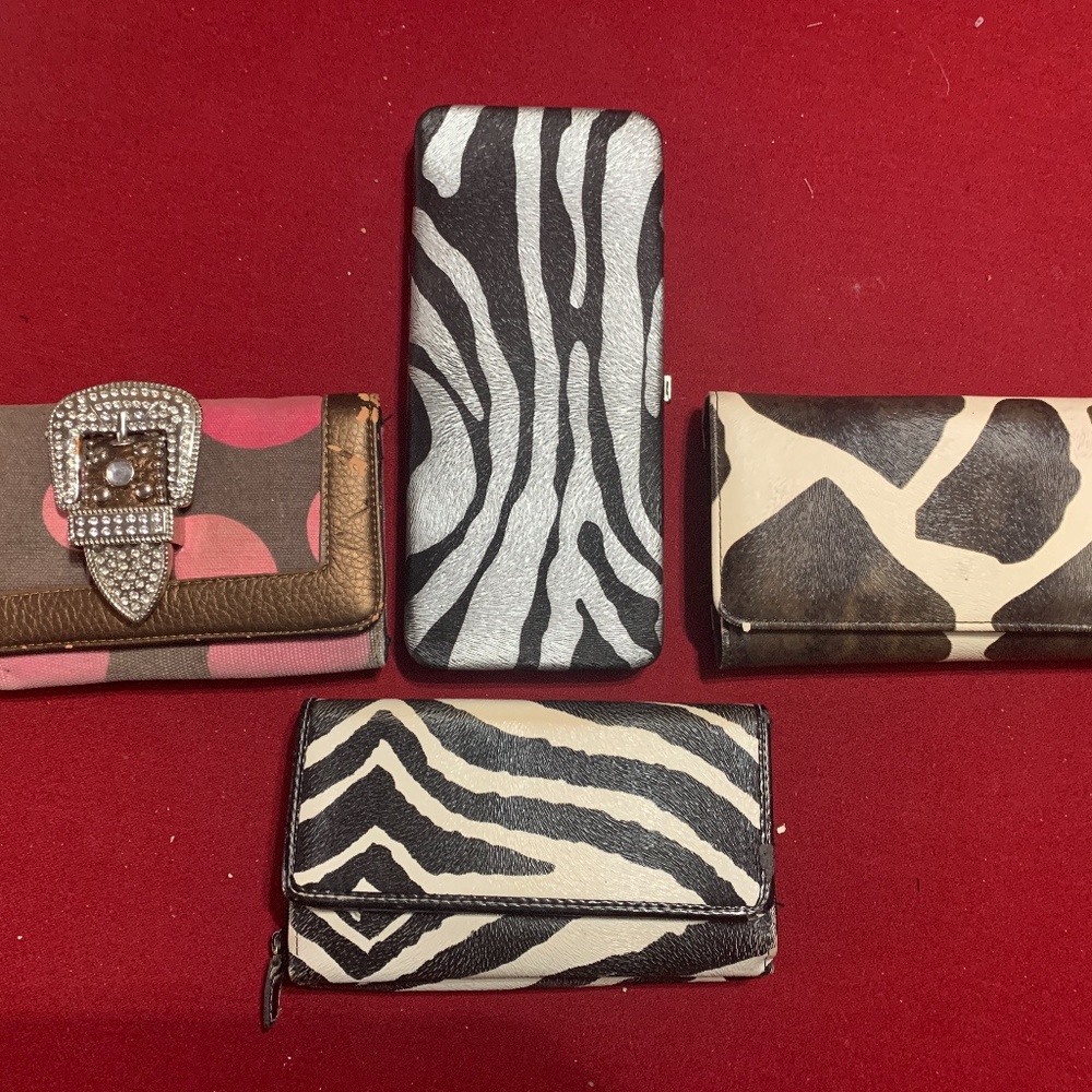 4 wallets checkbook wallets